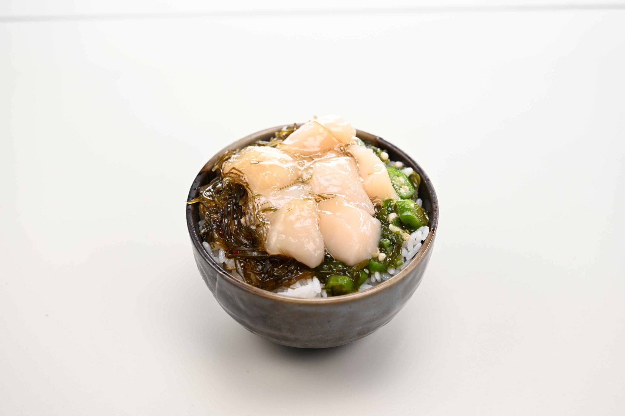 グルメハンター推薦!北海道朝市の海鮮丼セット